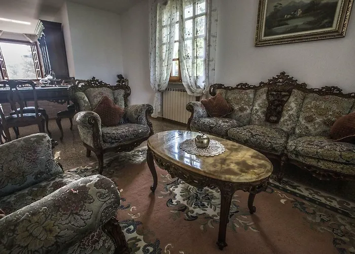 - Via Postale 63/a * Berra