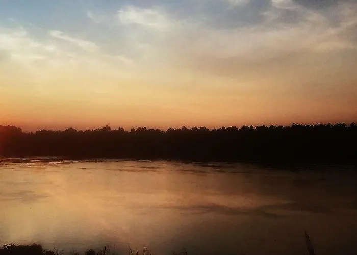 - Via Postale 63/a Villa *