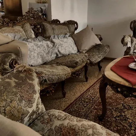 - Via Postale 63/a *