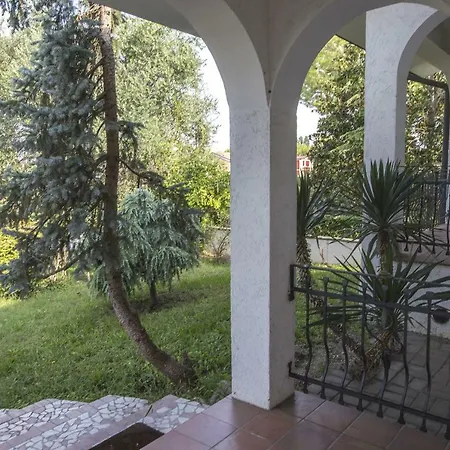 - Via Postale 63/a Villa