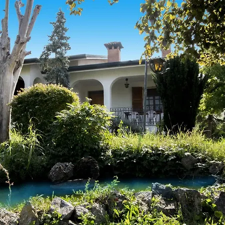 - Via Postale 63/a *