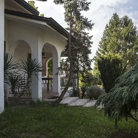 - Via Postale 63/a *