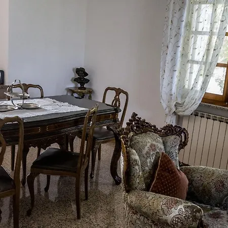 - Via Postale 63/a *