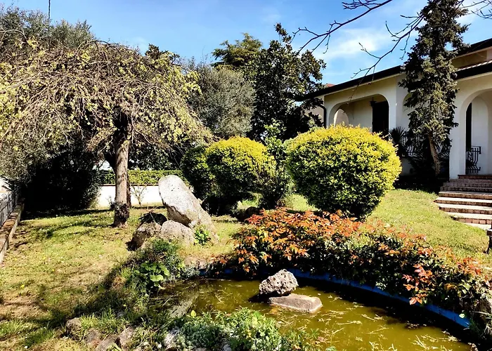 - Via Postale 63/a Villa