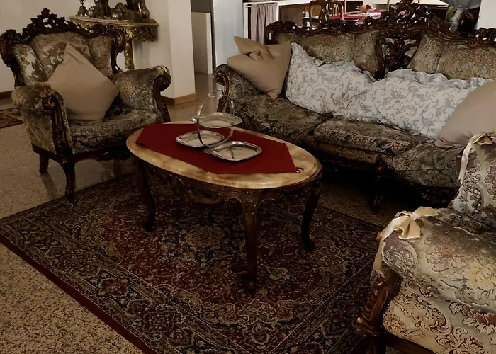 - Via Postale 63/a Villa