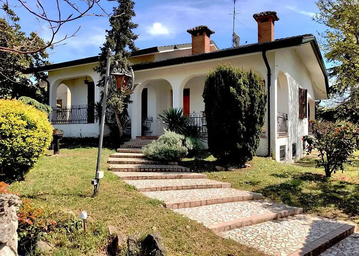 - Via Postale 63/a *