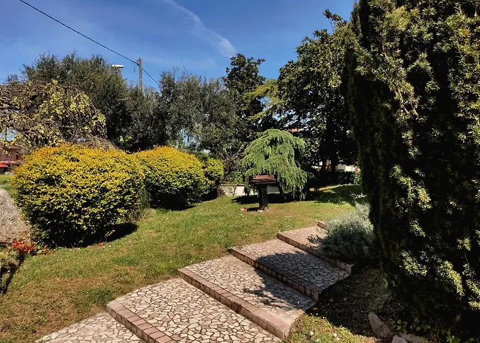 빌라 - Via Postale 63/a *