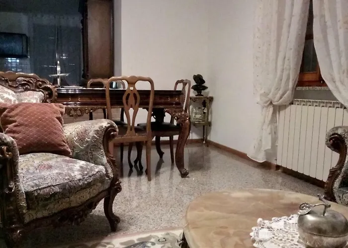 - Via Postale 63/a 빌라 Berra