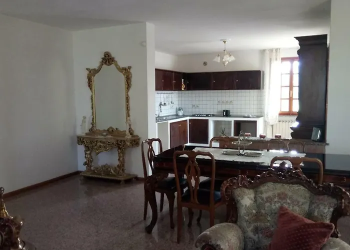 - Via Postale 63/a * Berra