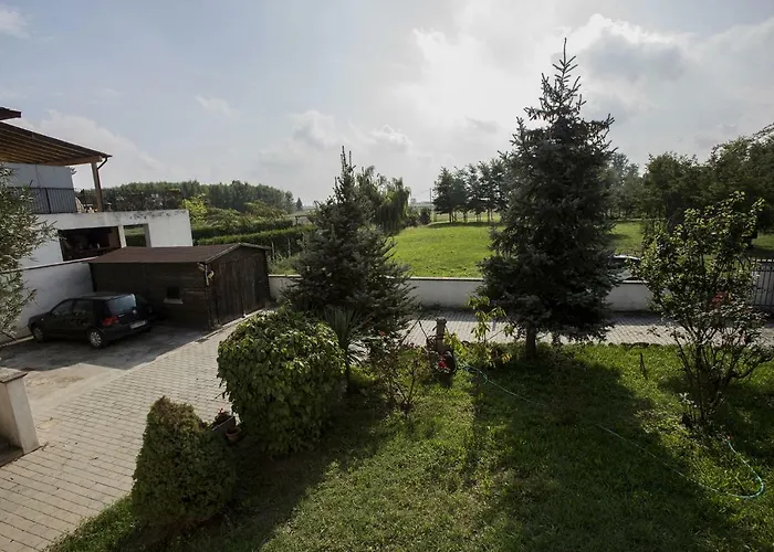 - Via Postale 63/a 빌라 Berra