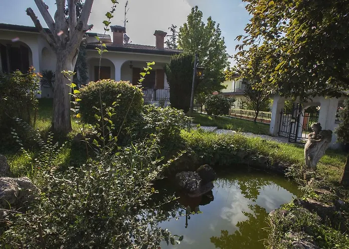 - Via Postale 63/a *